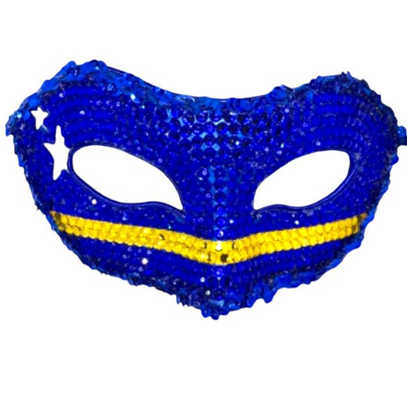 Curaçao Masquerade Mask covered in crystal rhinestones - Picture 1 of 3
